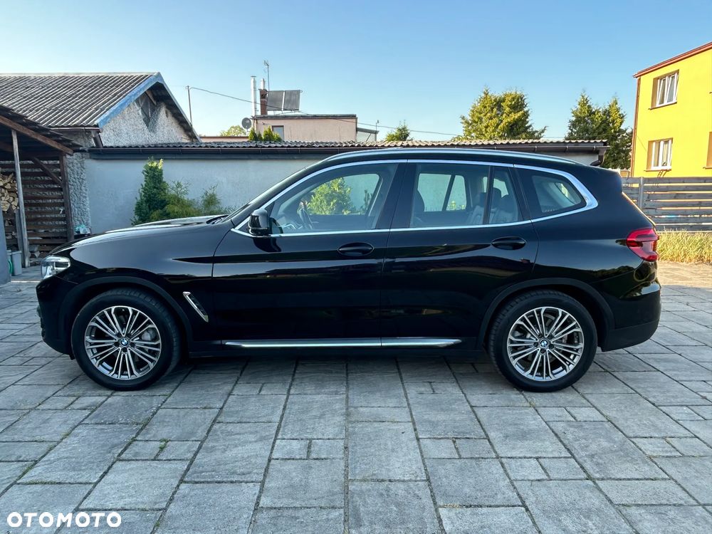 BMW X3 xDrive30i GPF Luxury Line - 3