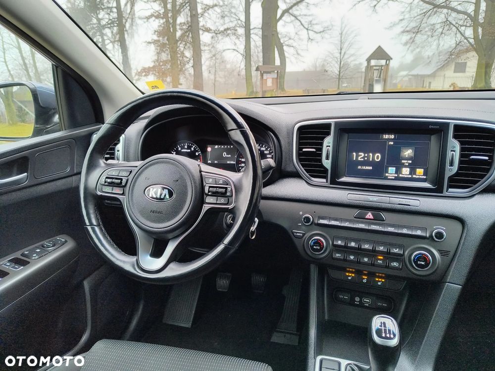 Kia Sportage 1.6 GDI 2WD Dream-Team Edition - 26