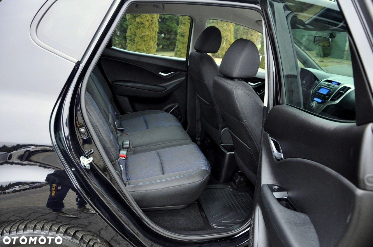 Hyundai ix20 - 19