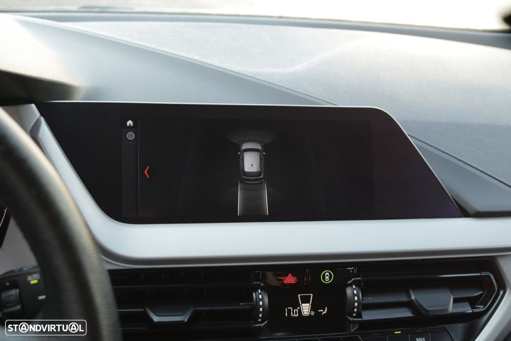 BMW 118 d Pack Desportivo M — fotografia 48