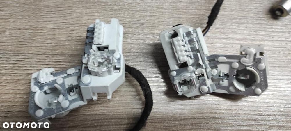 WKŁAD LAMPY AUDI A3 8P LED SPORTBACK PRAWY LEWY TYŁ - 3