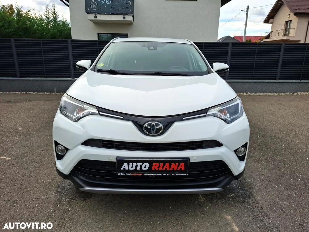 Toyota RAV4 - 9
