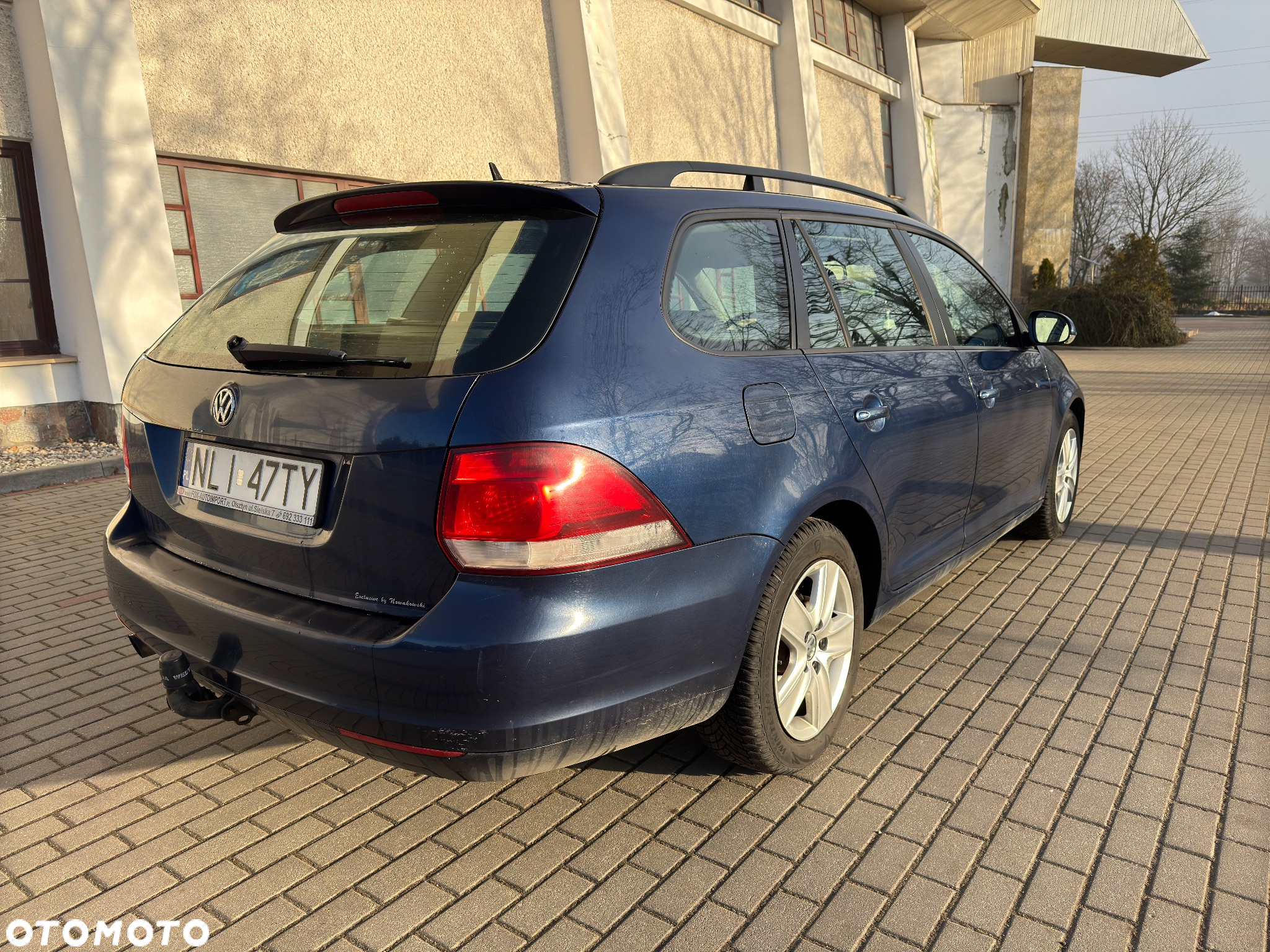 Volkswagen Golf VI 1.6 TDI Comfortline - 4