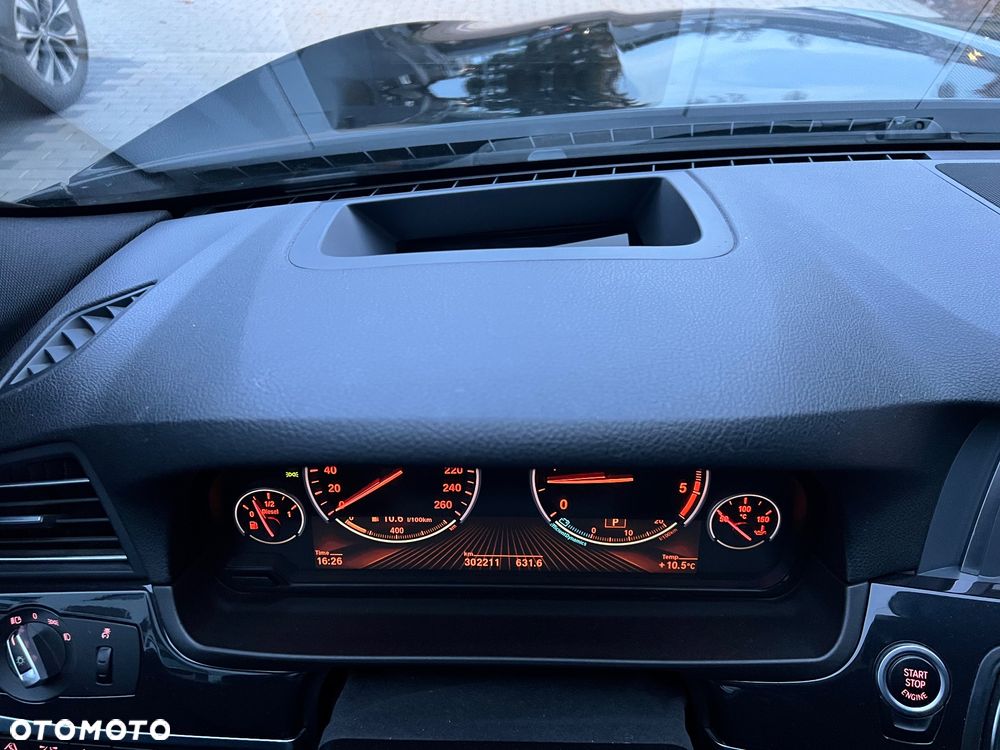 BMW Seria 5 530d - 12