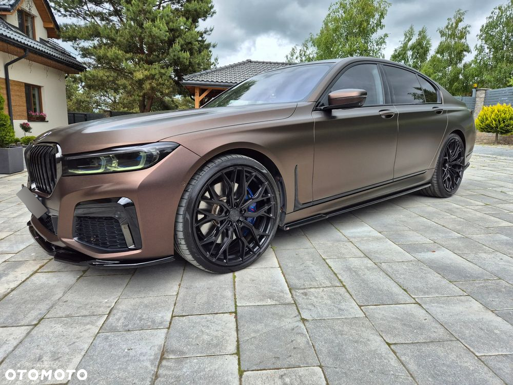 BMW Seria 7 750i xDrive sport - 3
