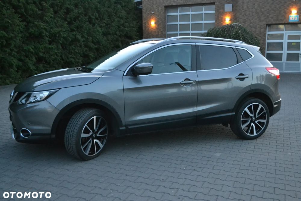 Nissan Qashqai 1.6 DIG-T Tekna+ - 4