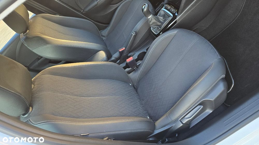 Opel Corsa 1.2 Start/Stop Edition - 26