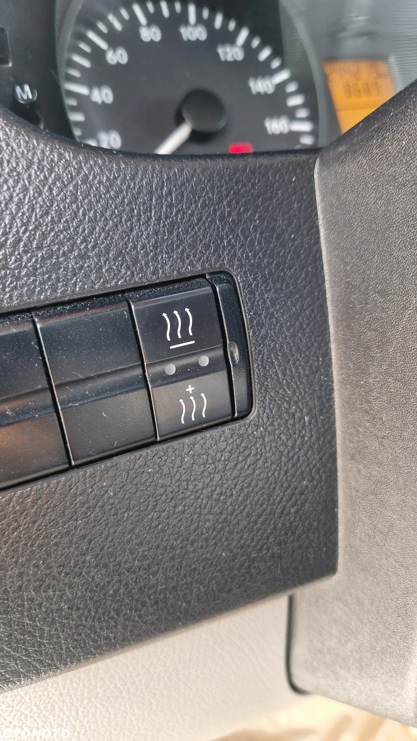 Mercedes-Benz Sprinter  319 4 x 4 V6 3.0 l - 18