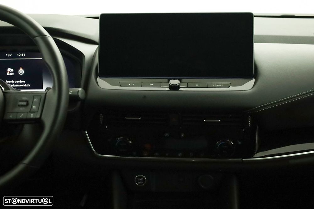 Nissan Qashqai 1.3 DIG-T N-Connecta Xtronic - 9