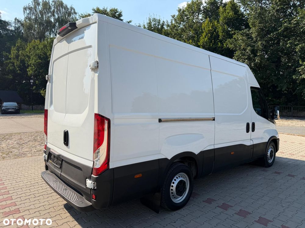 Iveco Daily 2.3 HPI / 136 KM / L2H2 / Automat / - 11