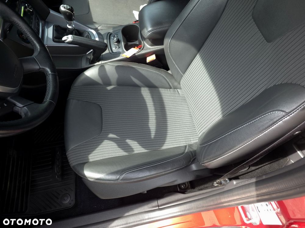 Ford Focus 2.0 TDCi Titanium - 14