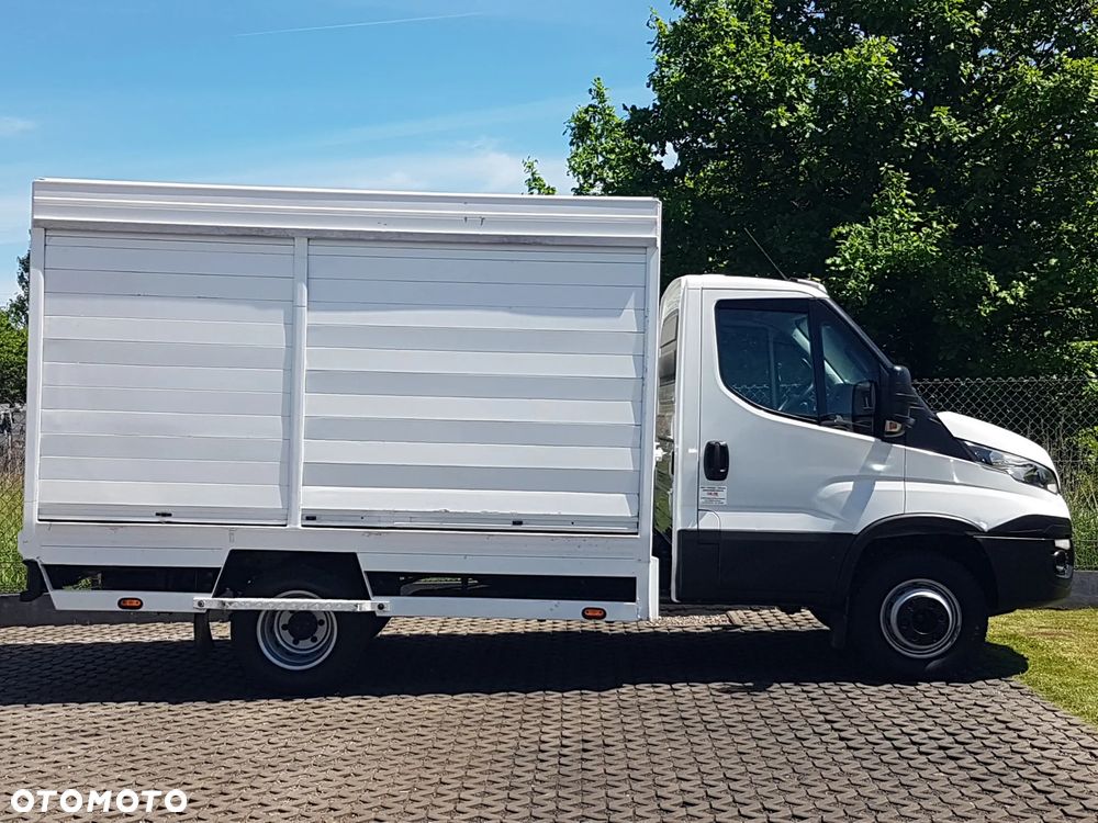 Iveco 70C18 KONTENER ROLETY BOK DO TRANSPORTU WODY 3,23x2,21x1,86 KLIMA DMC 7000KG RAMA PODWOZIE - 12