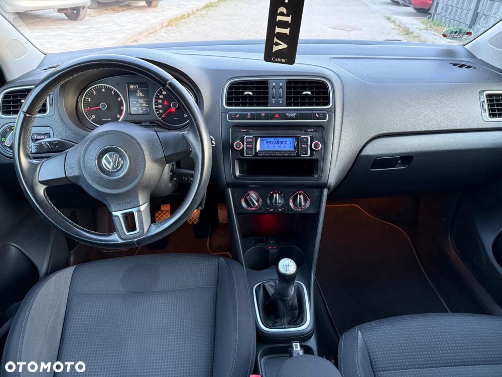 Volkswagen Polo 1.2 Blue Motion Technology Team - 30