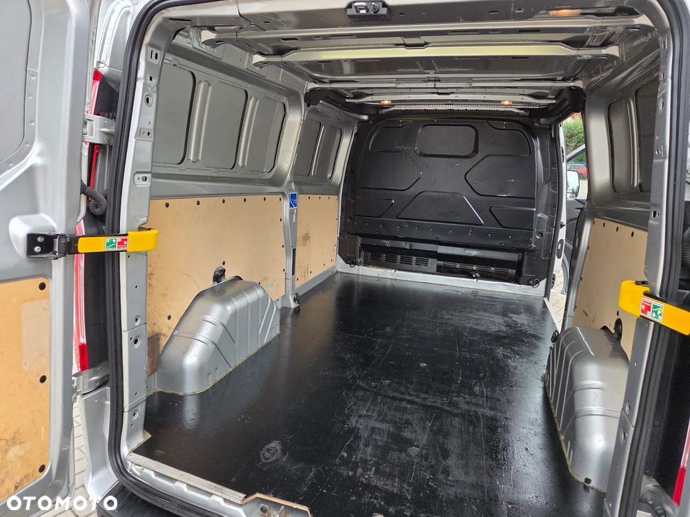 Ford Transit Custom - 19