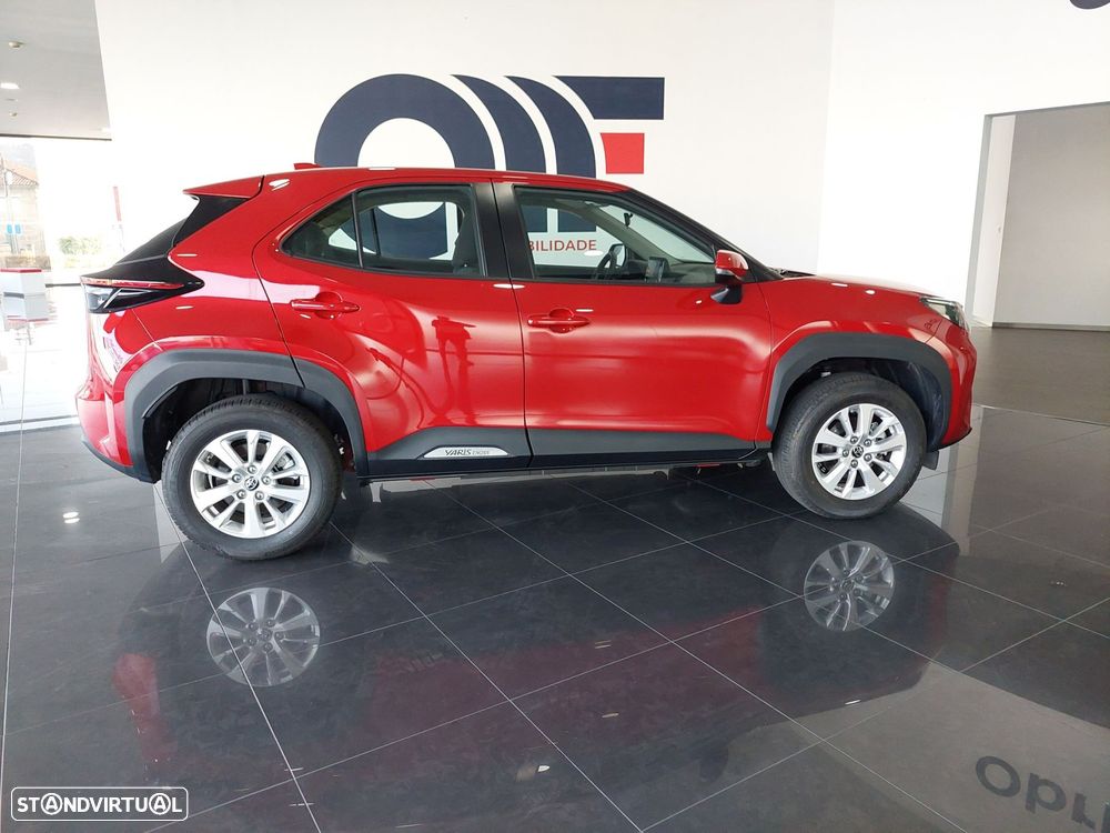 Toyota Yaris Cross 1.5 HDF Comfort Plus - 18