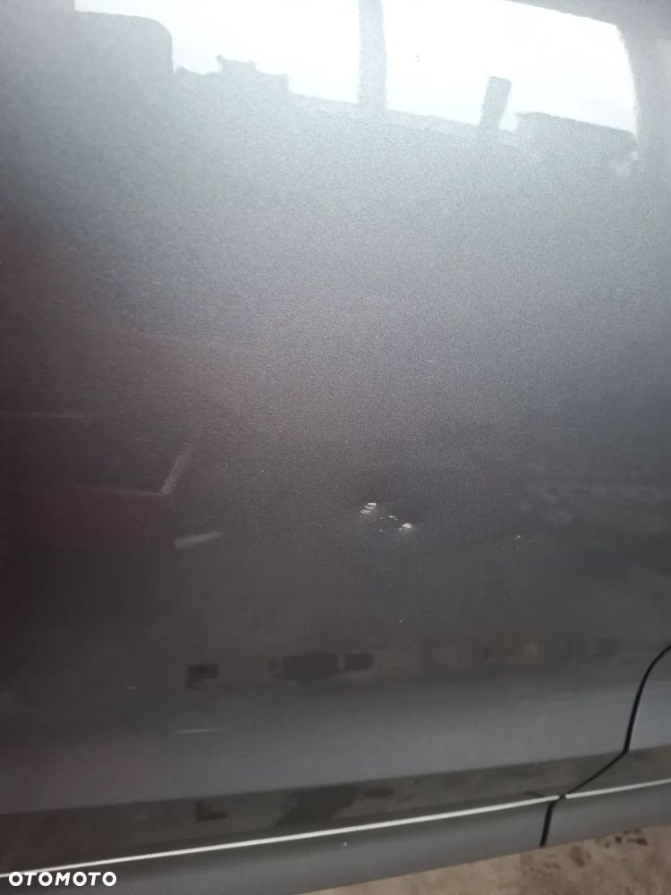 Volvo XC60 II Błotnik prawy przód kod lakieru 714 - 12