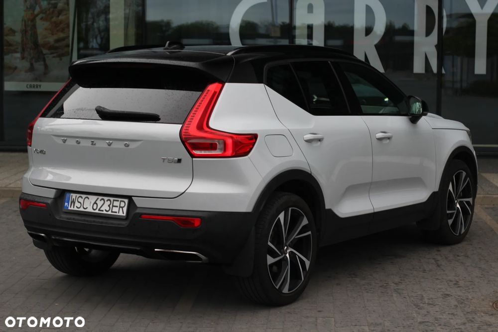 Volvo XC 40 T5 AWD R-Design - 11