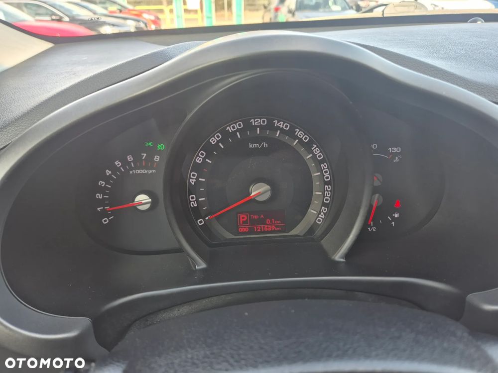 Kia Sportage 2.0 CVVT 2WD Automatik Vision - 25