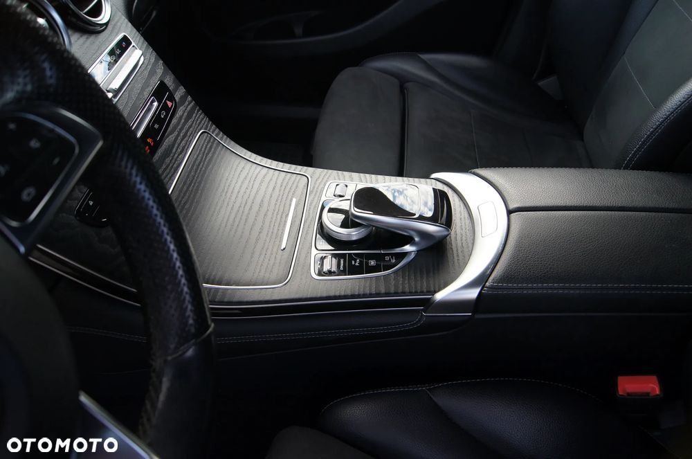 Mercedes-Benz GLC 350 e 4Matic 7G-TRONIC - 31