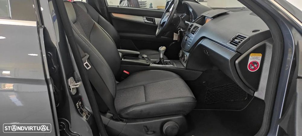 Mercedes-Benz C 200 CDI Avantgarde Edition - 23