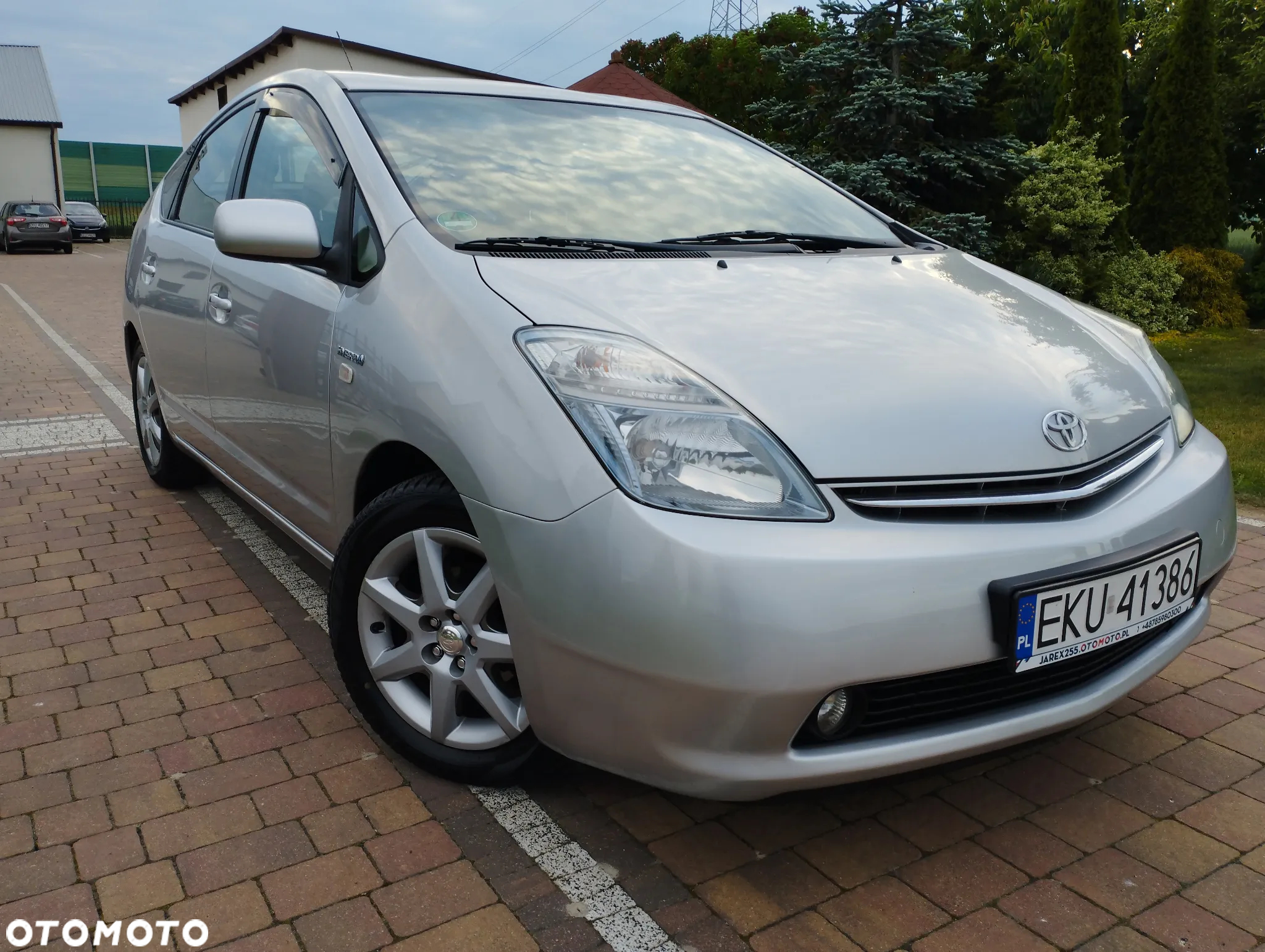 Toyota Prius - 2