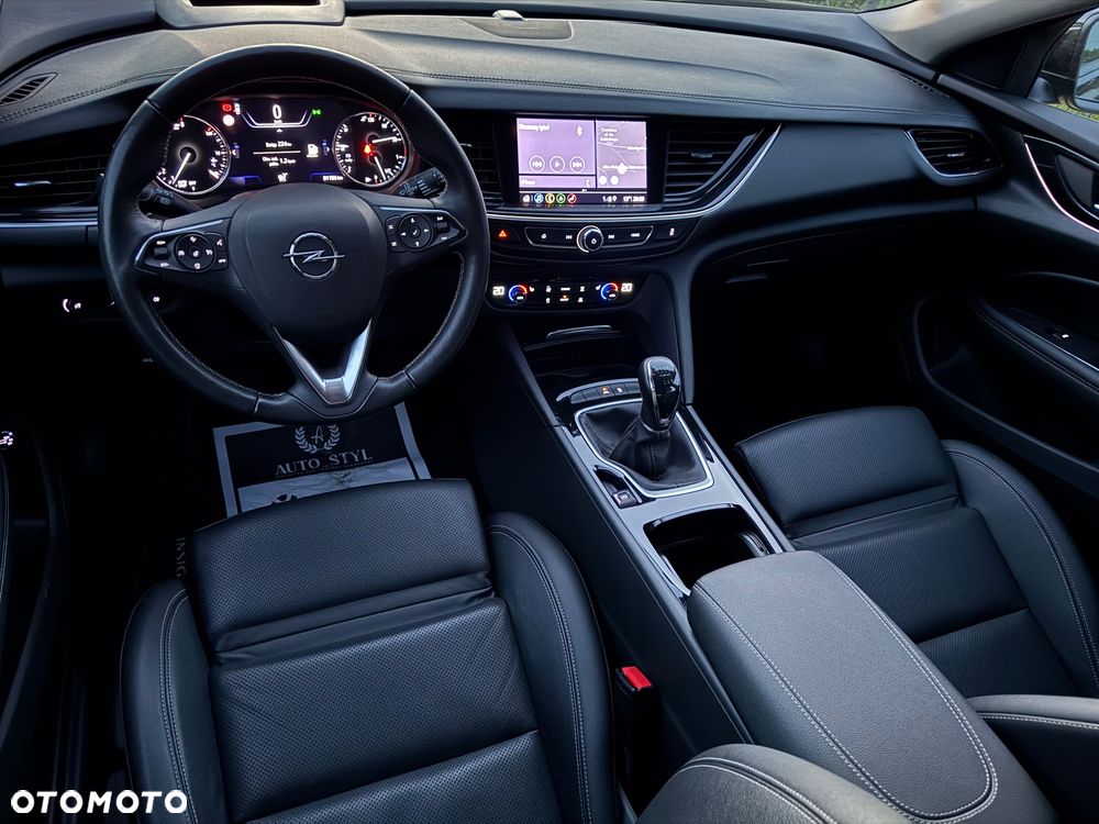 Opel Insignia 1.5 T Exclusive S&S - 14