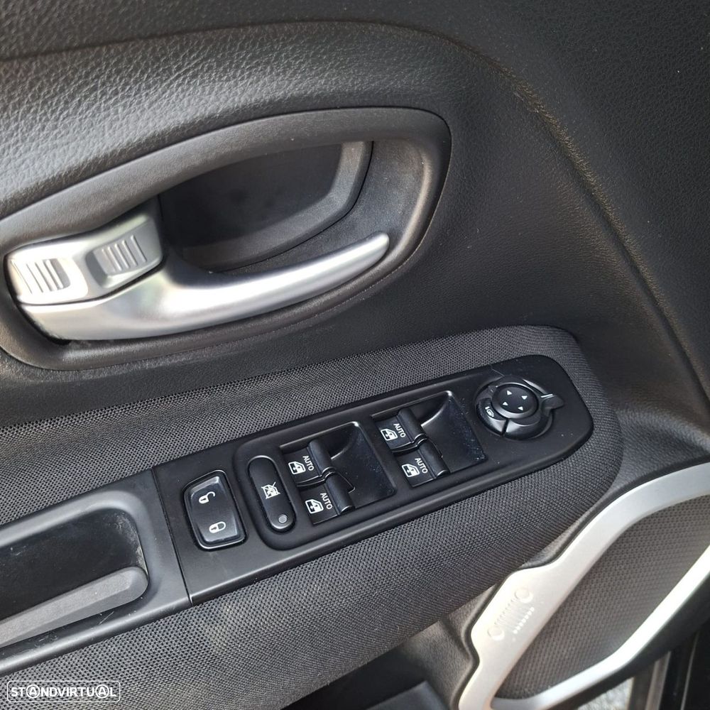 Jeep Renegade 1.0 T Longitude - 26