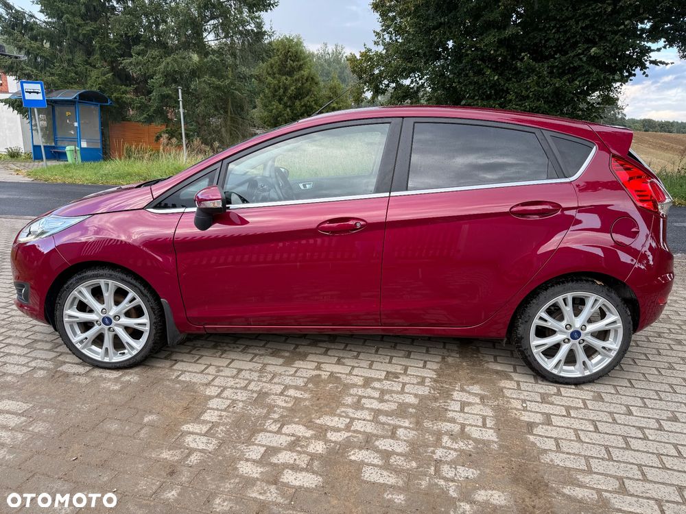 Ford Fiesta 1.0 EcoBoost STart-Stop Titanium - 3