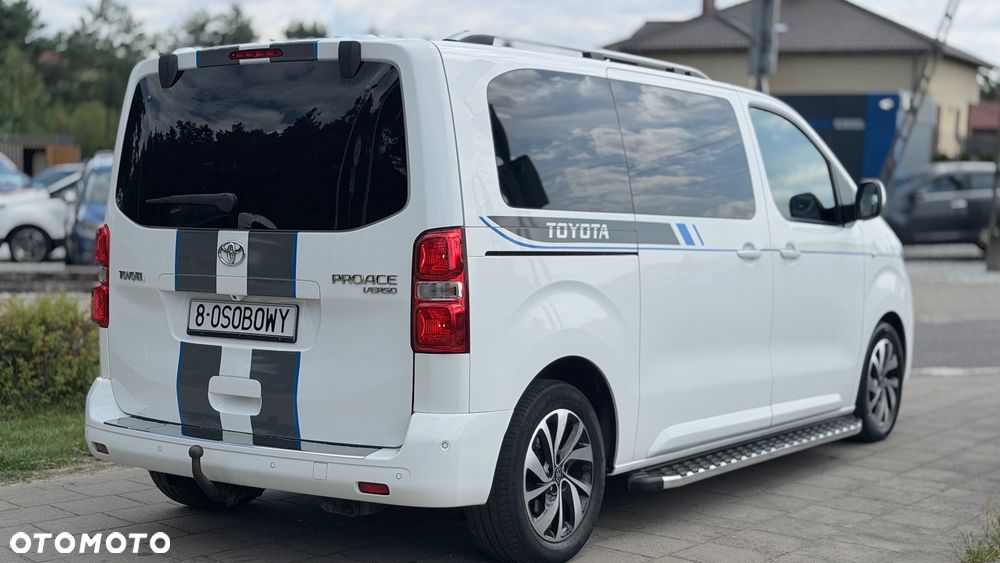 Toyota ProAce Kombi D-4D Medium 2,8t - 4