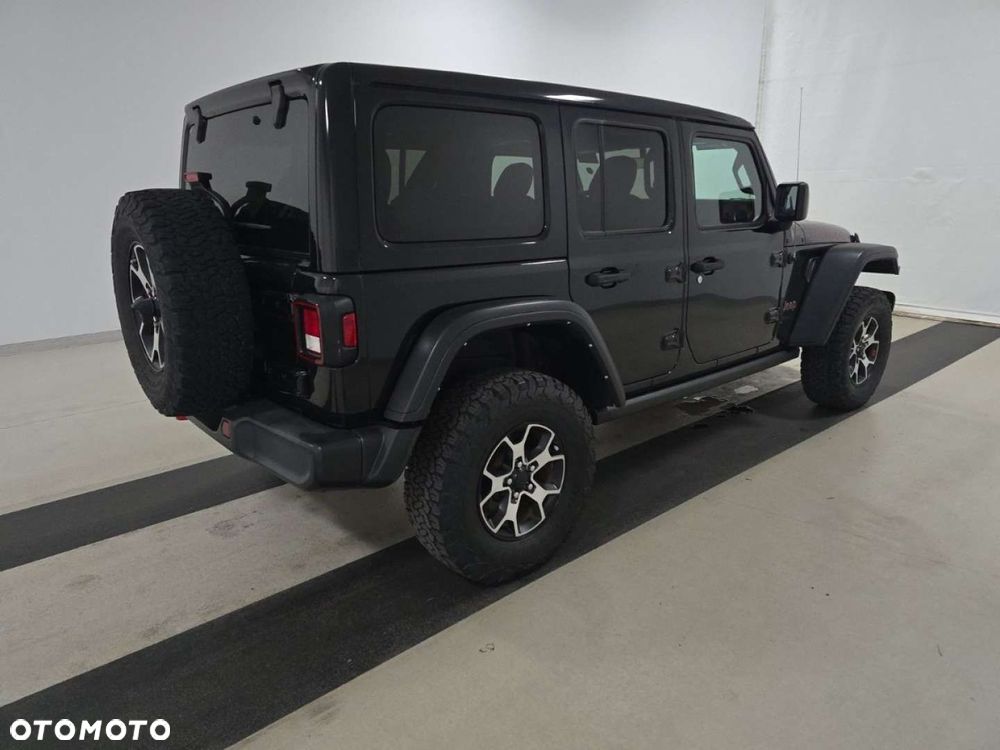 Jeep Wrangler - 5