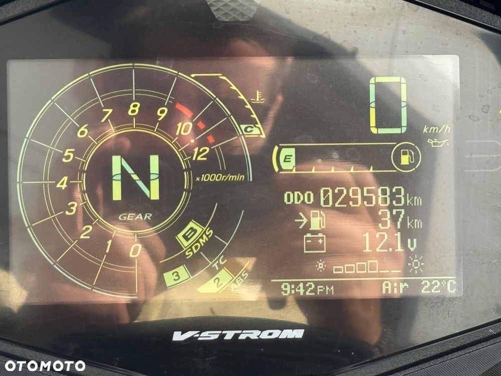 Suzuki V-STROM - 21