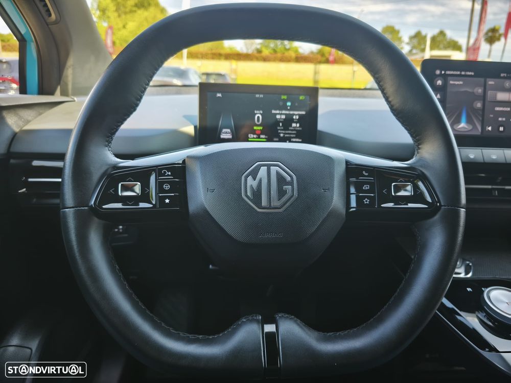 MG MG4 4 Luxury 64 kWh - 12