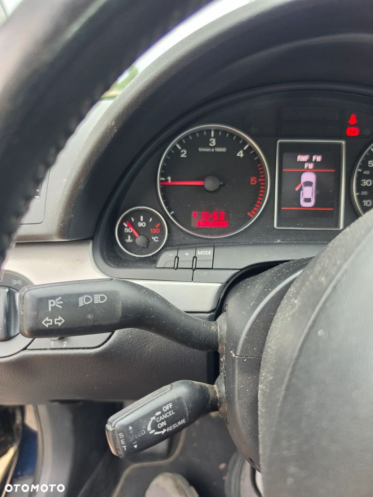 Audi A4 Avant - 16