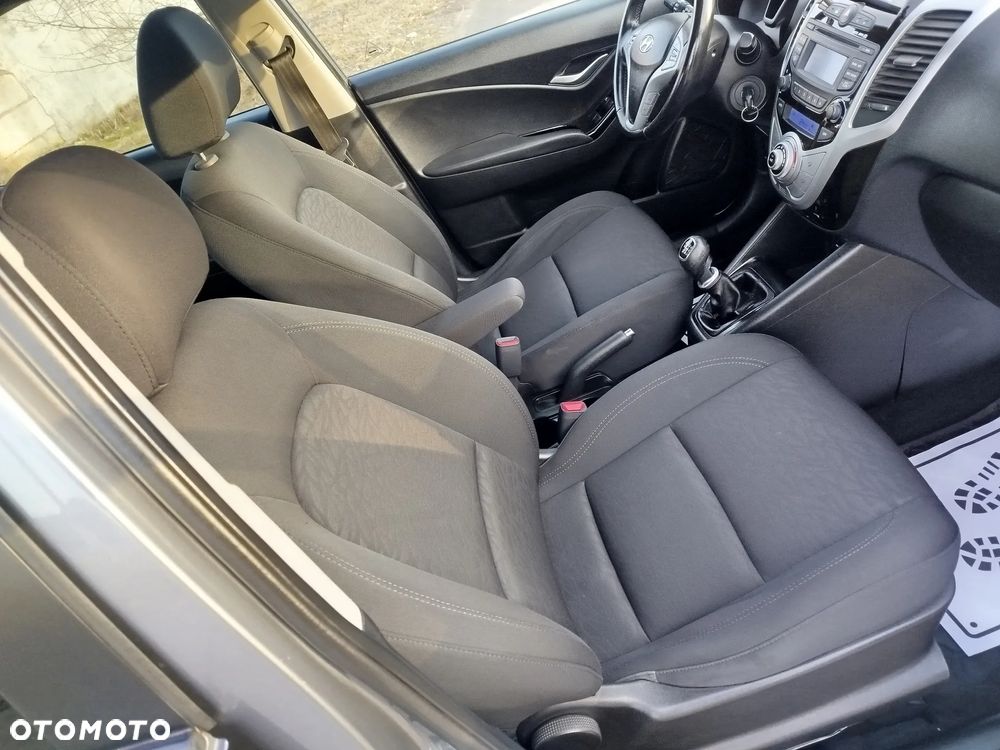 Hyundai ix20 1.6 CRDi Fifa World Cup Edition - 32