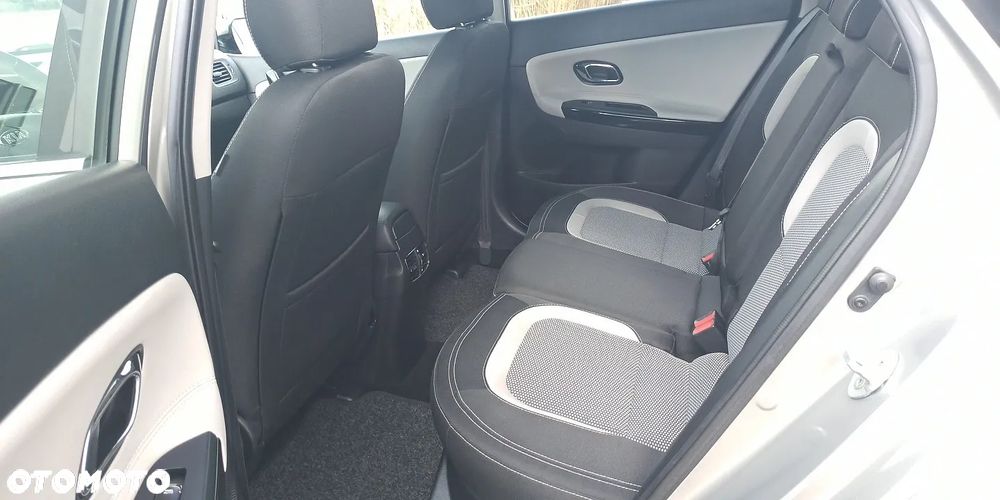 Kia Ceed 1.6 CRDi 136 DCT ISG Platinum Edition - 13