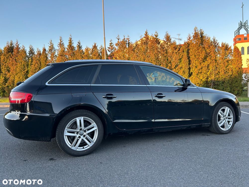 Audi A4 Avant - 6