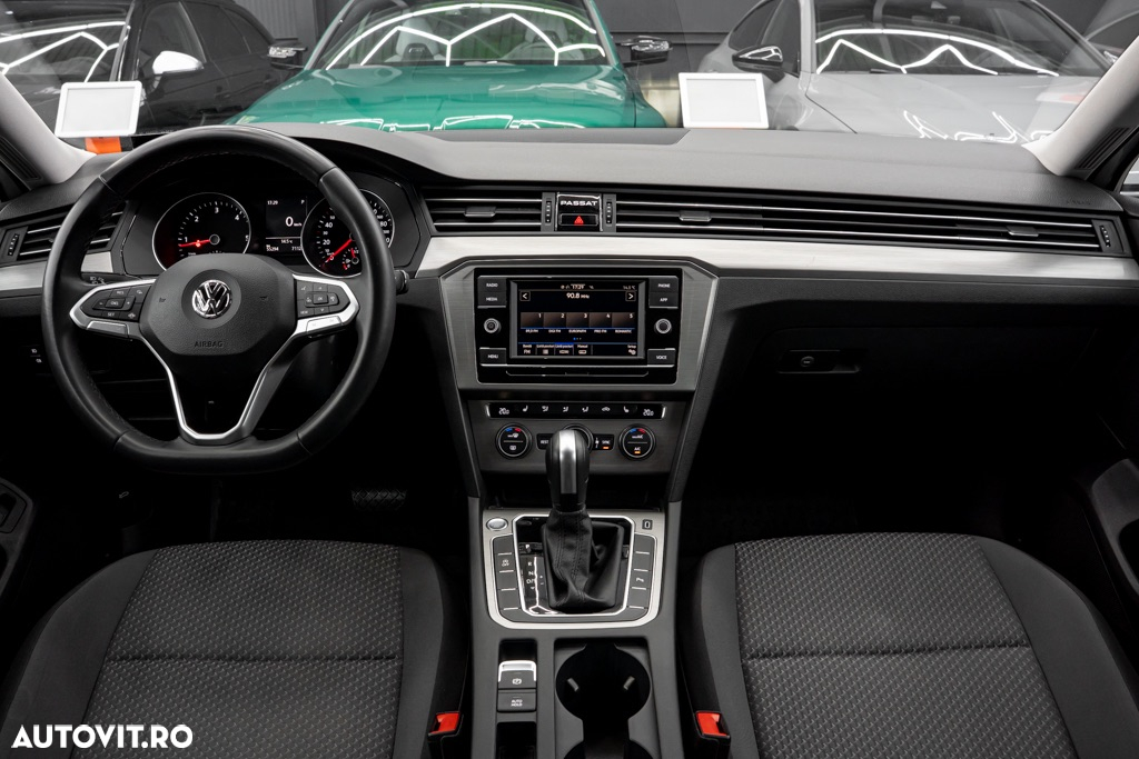 Volkswagen Passat 1.6 TDI DSG Comfortline - 8