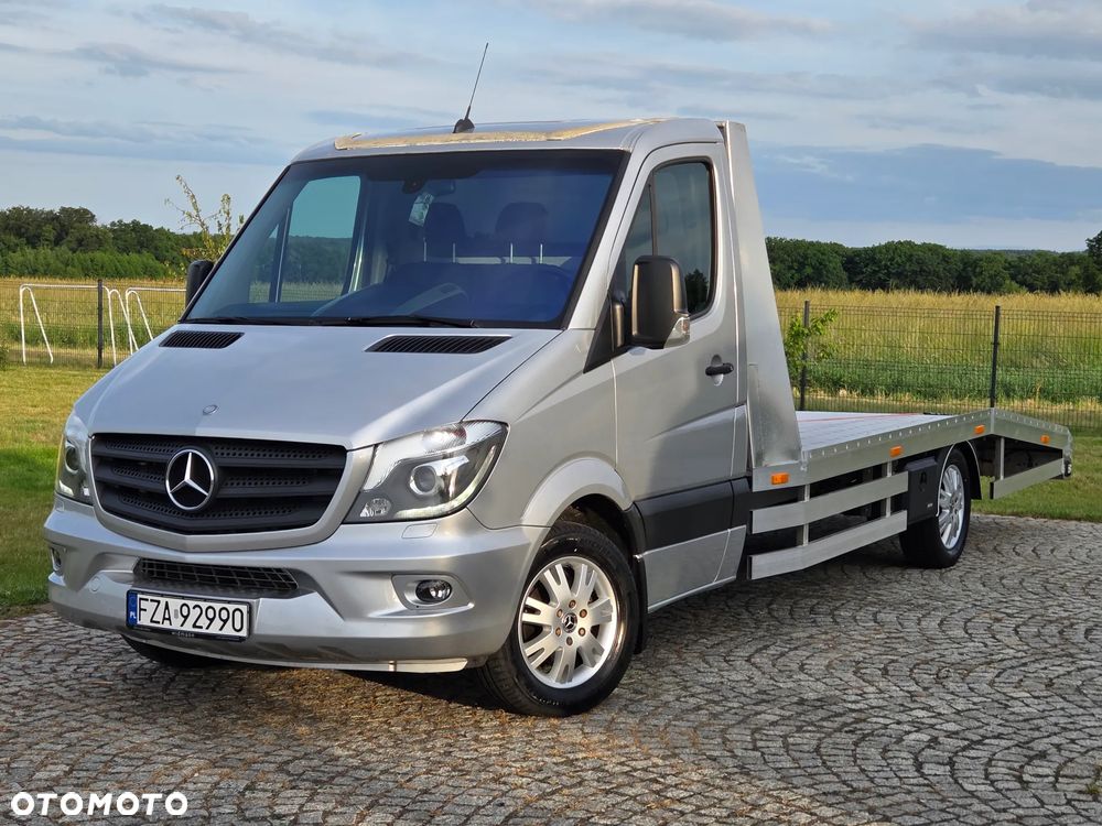 Mercedes-Benz Sprinter - 1