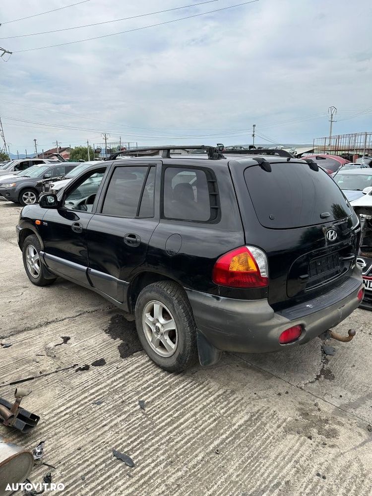 Dezmembram Hyundai Santa Fe 4x4 2003 2.0crdi Euro 3 - 3