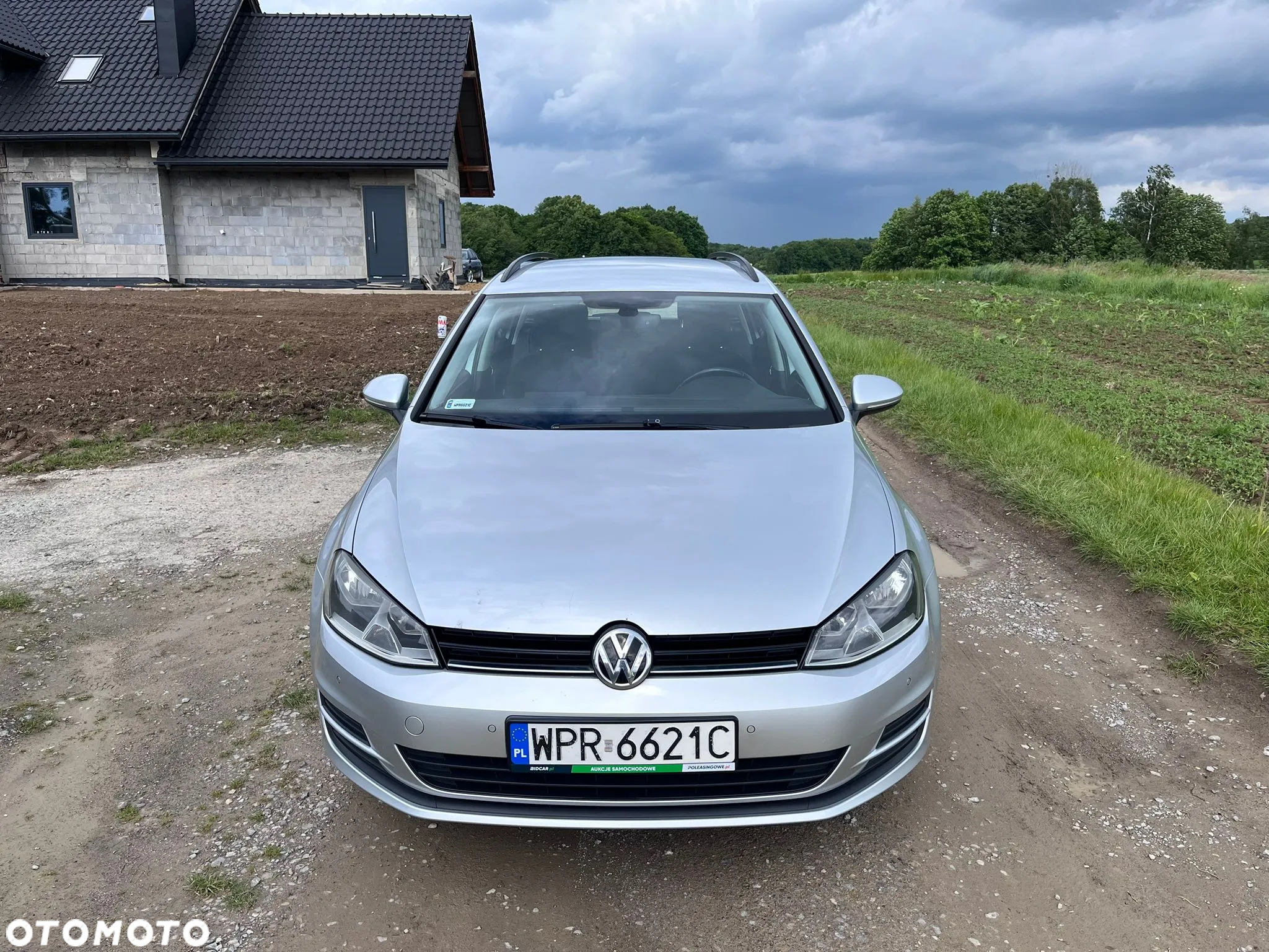 Volkswagen Golf VII 1.6 TDI BlueMotion Trendline - 2