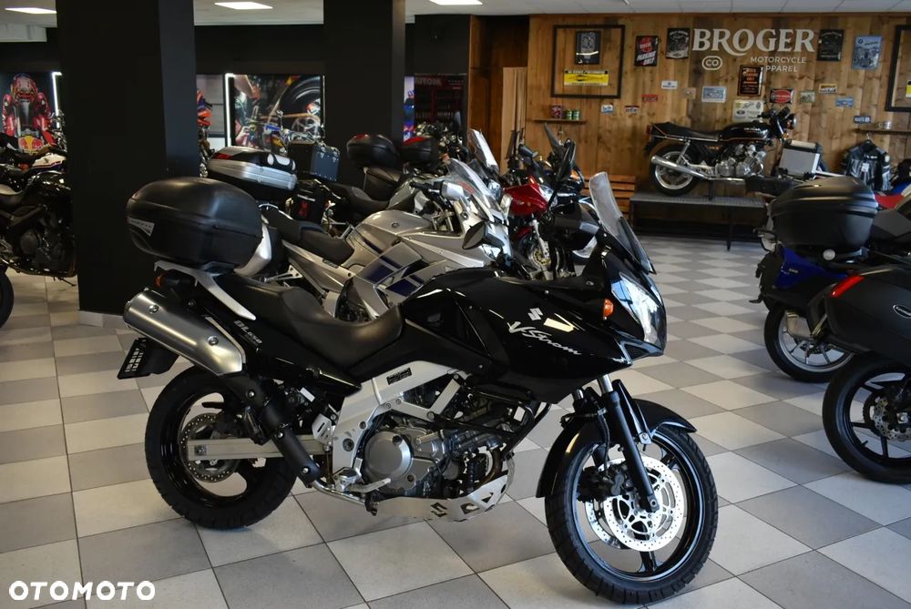 Suzuki V-STROM - 41