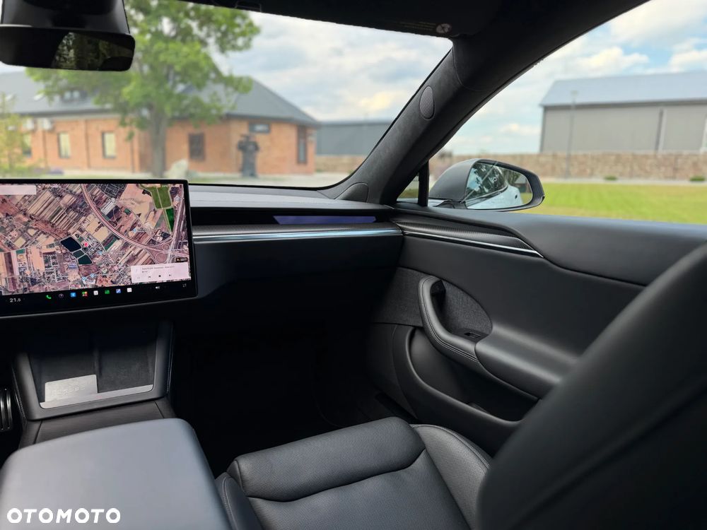 Tesla Model S Plaid - 9