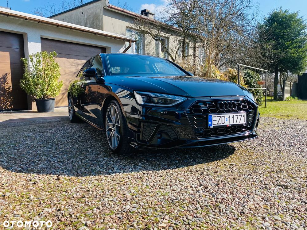 Audi A4 Limousine 45 TFSI mHEV Quattro Black Edition S tronic - 1