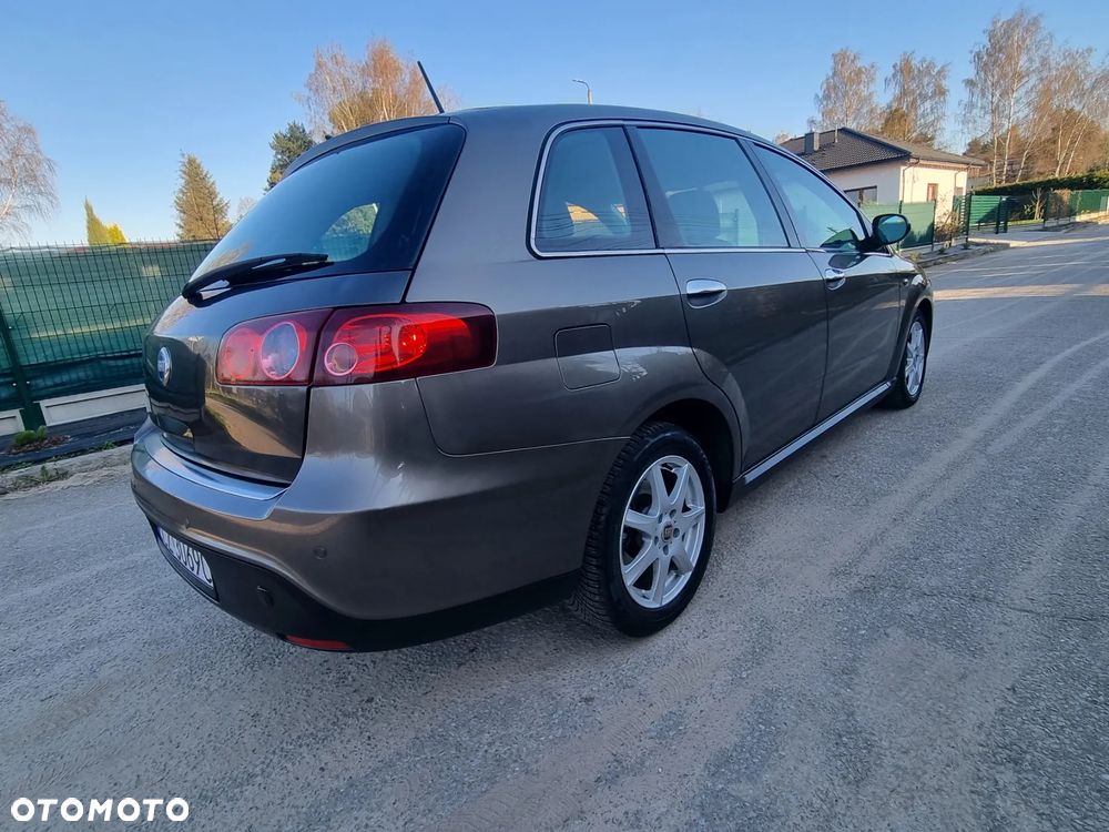 Fiat Croma 1.9 JTD Dynamic - 10