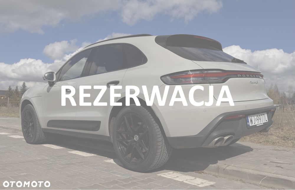 Porsche Macan - 1