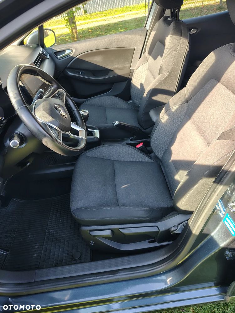 Renault Clio - 6