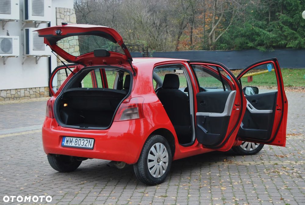 Toyota Yaris 1.4 D-4D Luna - 19