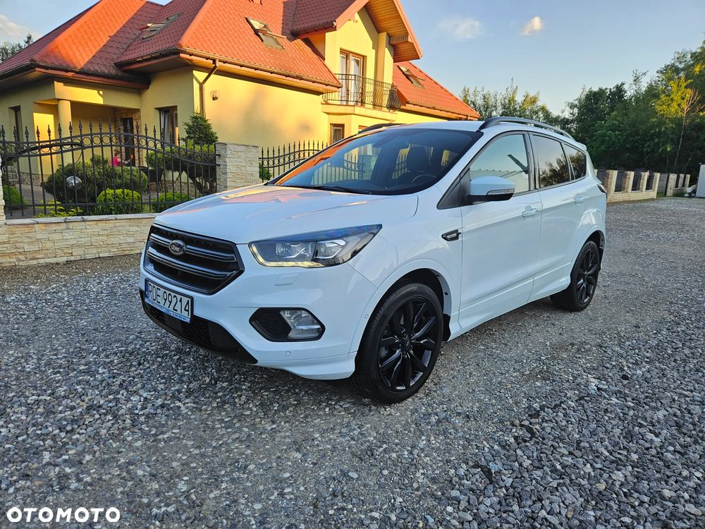 Ford Kuga - 12