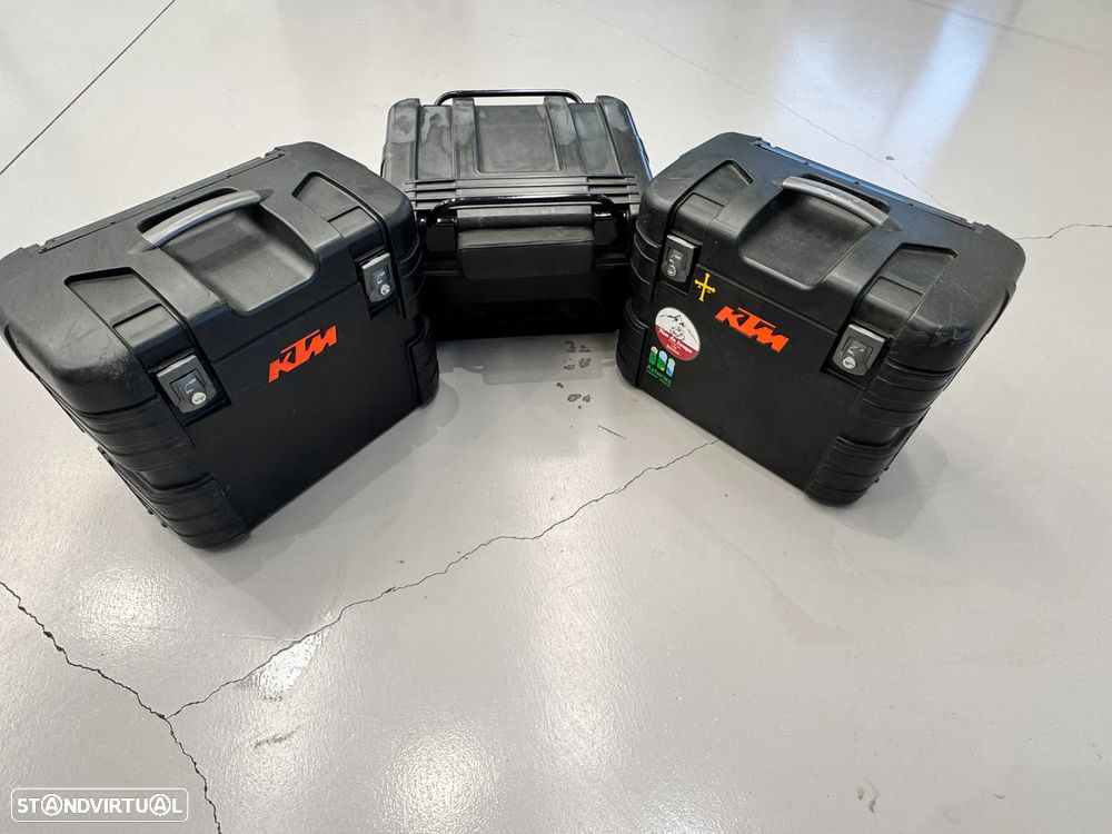 KTM 990 Adventure - 21