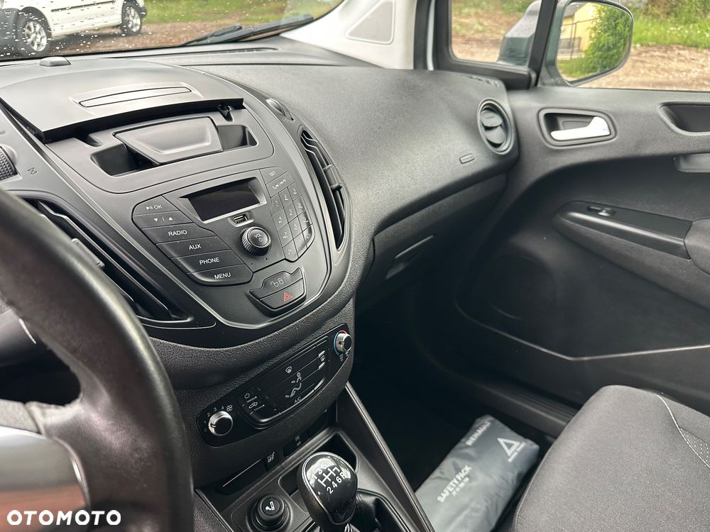 Ford Transit Courier Basis - 12